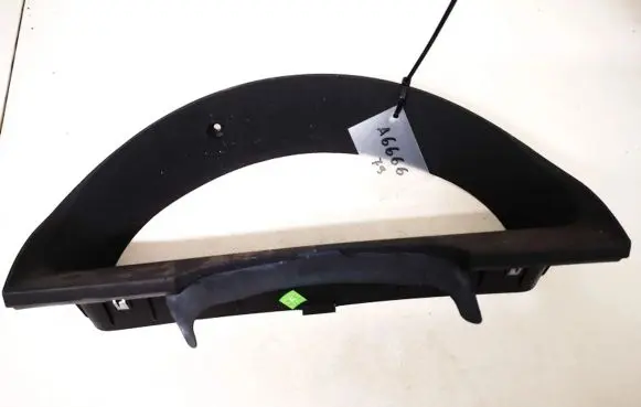 KIA Sorento Dashboard trim 848303e000 84830-3e000