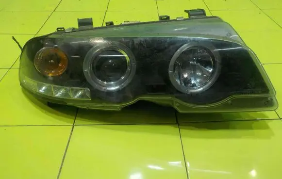 BMW 3 E46 Headlight/headlamp PRZOD