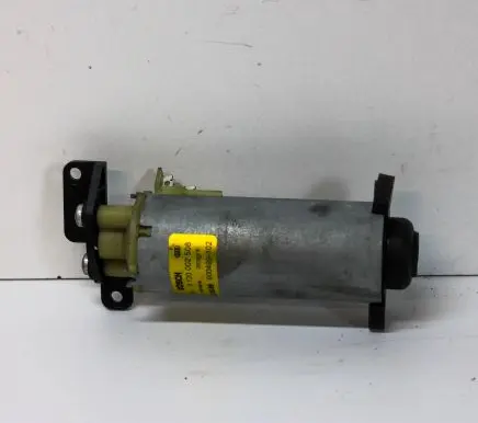 Volkswagen Phaeton Seat adjustment motor 0130002508