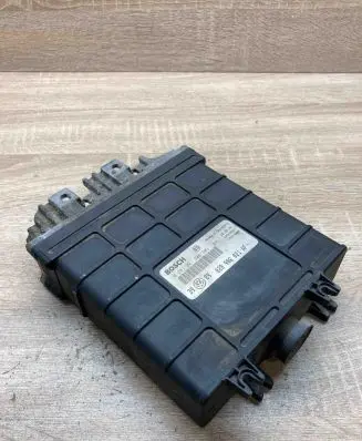 Volkswagen Golf III Engine control unit/module ECU 028906021AF 0281001308
