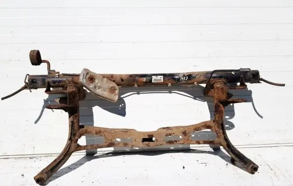 Toyota Avensis T270 Rear subframe 10kbw66hbg