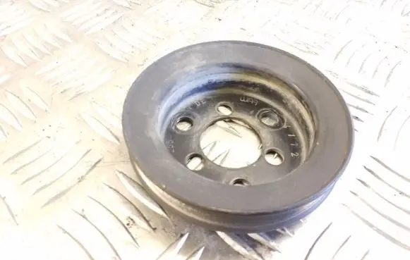 Volkswagen PASSAT B5 Power steering pump pulley 058145255DE