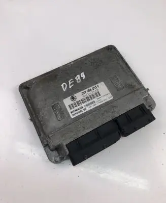 Skoda Fabia Mk1 (6Y) Engine control unit/module ECU 047906033E
