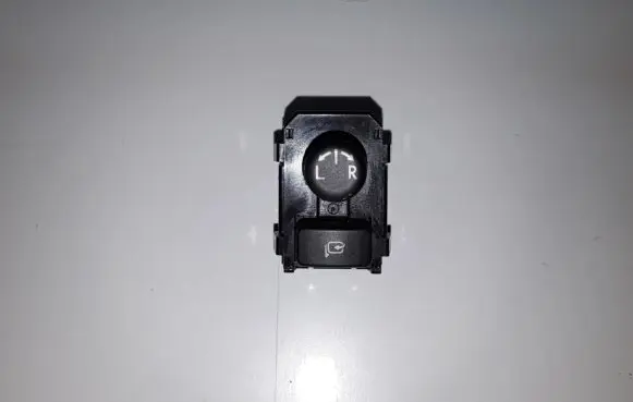 Subaru Impreza IV Wing mirror switch 83061FJ000