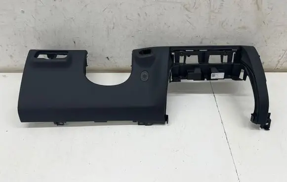 Mercedes-Benz GLE W167 Dashboard lower bottom trim panel A1676804500