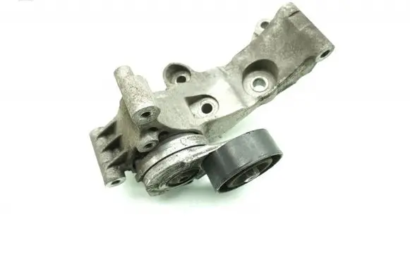 Engine mount vacuum valve
