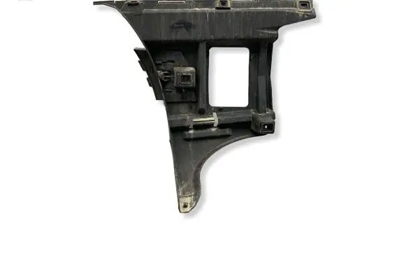 Volvo V70 Rear bumper mounting bracket 8648198