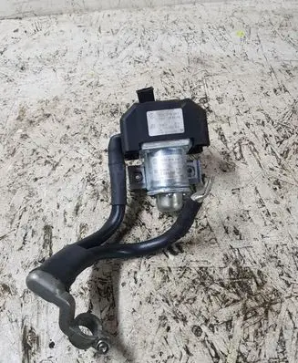 Volkswagen Phaeton Charging relay 3D0919083