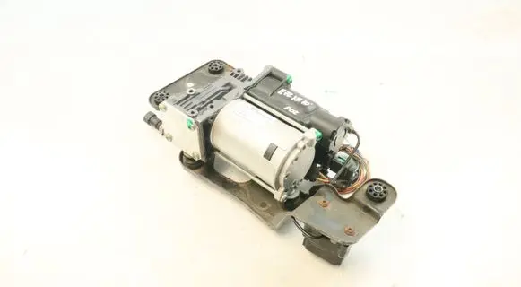BMW X6 E71 Air suspension compressor/pump 6789938 37206789938 14178311