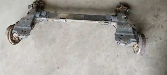 Peugeot 208 I Rear subframe