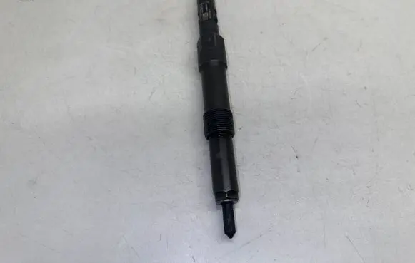 Ford Mondeo Mk III Fuel injector 4S7Q9K546BD