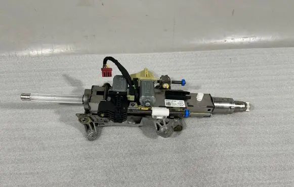 Porsche Cayenne (9Y0 9Y3) Steering wheel axle 7045955637 4M1419502M 4M0065