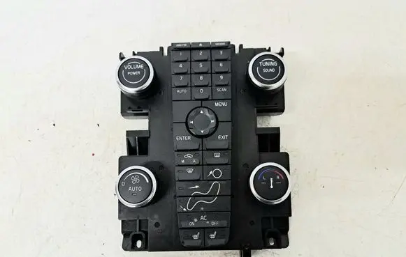 Volvo V50 Climate control unit 30782540