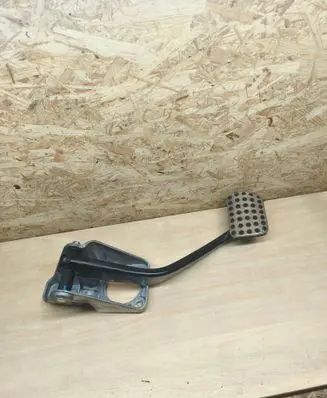 Mercedes-Benz ML W164 Brake pedal A1642900601