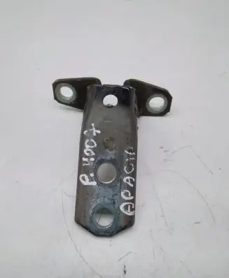 Peugeot 4007 Front door lower hinge 