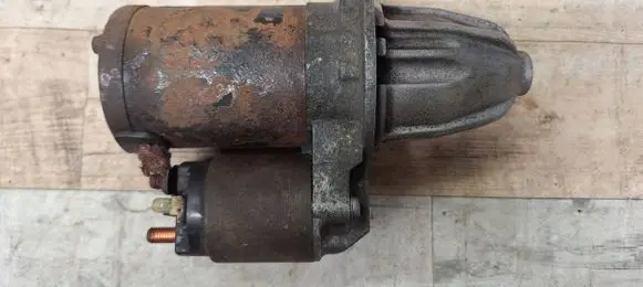 Mitsubishi Colt Starter motor