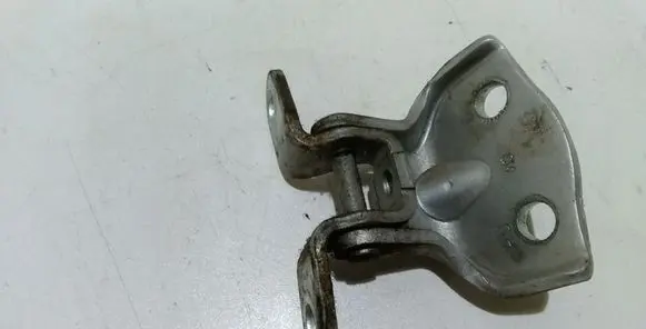 Hyundai Santa Fe Rear door upper hinge