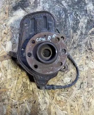 Opel Combo C Front wheel hub 13154618 09115064