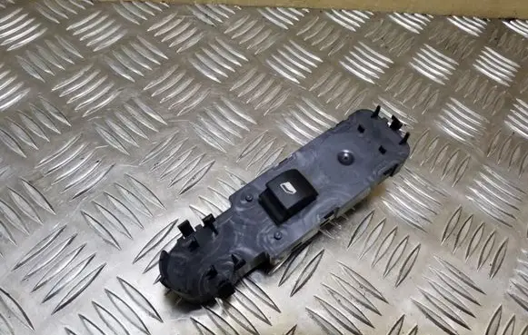 Peugeot 508 Electric window control switch 96661102XT