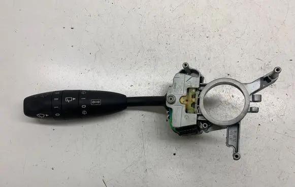 Mercedes-Benz A W169 Indicator stalk A1695450210