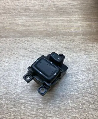 Mazda 6 Wing mirror switch 183608