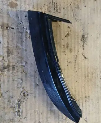 Rear/tail light trim molding