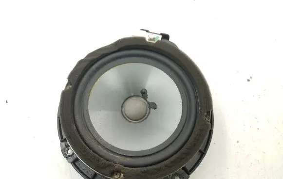 KIA Carens II Front door speaker 963301D200