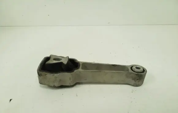 Volvo XC60 Engine mount bracket 30793322