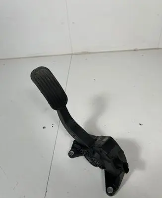 Toyota C-HR I Accelerator throttle pedal 78110F4020