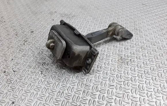 Mercedes-Benz Vaneo W414 Front door check strap stopper