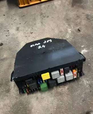 Mercedes-Benz E W212 SAM control unit A2129006329