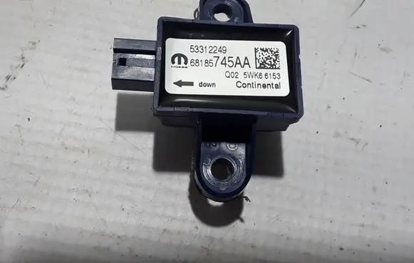 Chrysler Pacifica Sensor 68185745AA