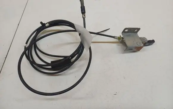 Honda FR-V Fuel tank opening switch