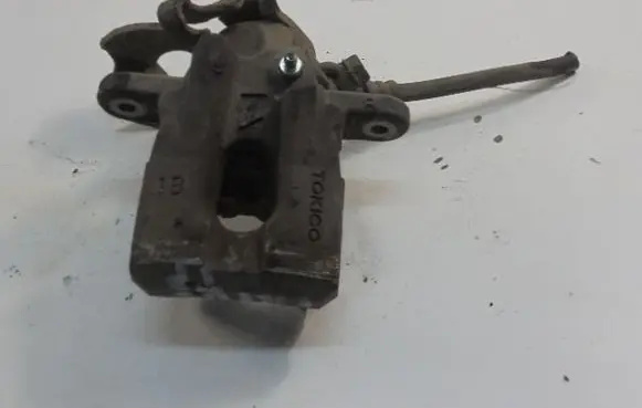Toyota Prius+ (ZVW40) Rear brake caliper 