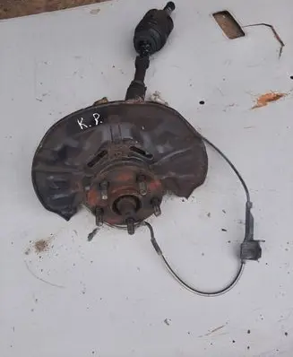 Toyota Avensis T250 Front wheel hub spindle knuckle