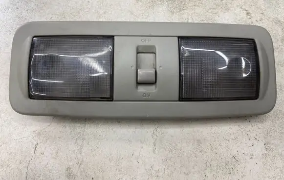 Nissan Pathfinder R51 Rear seat light 8305180