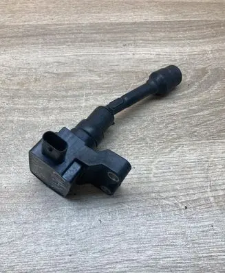 Ford Focus High voltage ignition coil CM5G12A366CB D5E1G