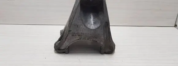 Porsche Cayenne (92A) Engine mounting bracket 7L8199307K G101680