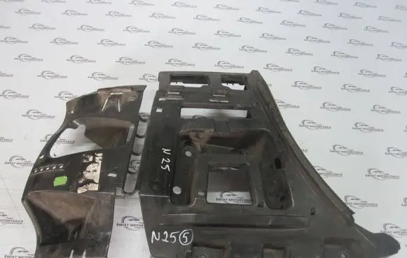 BMW 1 E82 E88 Rear bumper mounting bracket 7170663