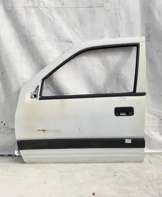 Opel Frontera B Front door 97145687