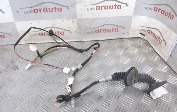 Toyota RAV 4 (XA30) Rear door wiring loom 8215342100G