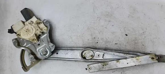 Toyota Corolla E120 E130 Front door window regulator with motor 6981002130