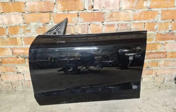 Audi A5 Front door