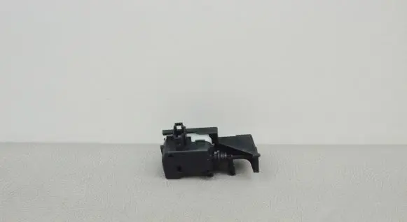 Fuel tank cap lock motor