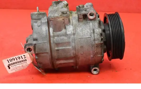 Volkswagen PASSAT B5.5 Air conditioning (A/C) compressor (pump) 1K0820859S