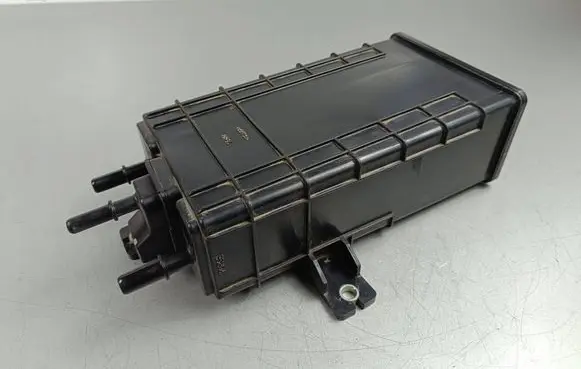 Suzuki SX4 S-Cross Active carbon filter fuel vapour canister 