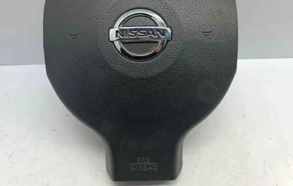 Nissan Note (E11) Steering wheel airbag 3055429 KM9U0071310150 305566410