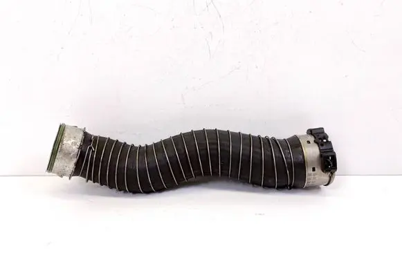 BMW 3 E90 E91 Intercooler hose/pipe 11617812619 7812619 11618511804