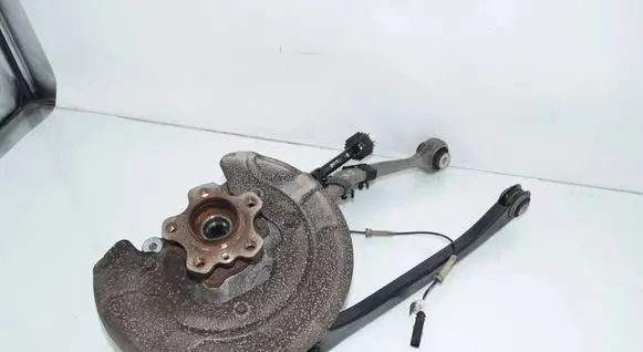 BMW 5 G30 G31 G38 Rear wheel hub 6861137 33306861137 6867537