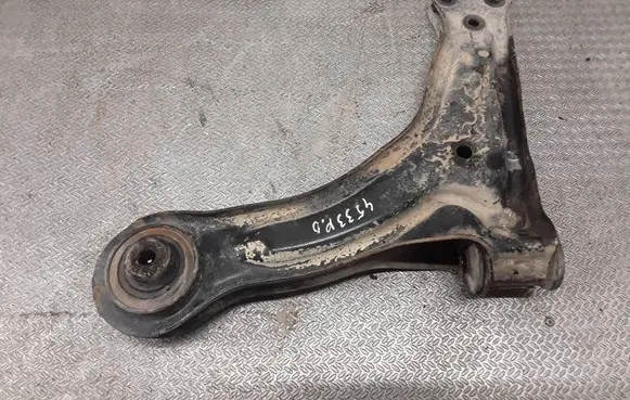 Mercedes-Benz Vito Viano W638 Front lower control arm/wishbone